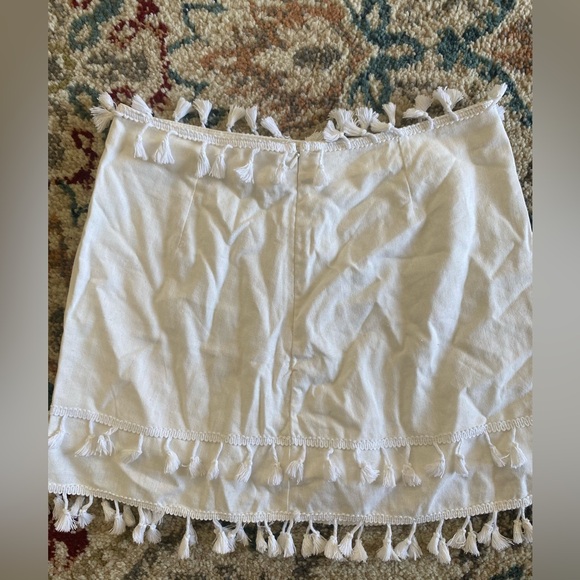White Fringe Top and Skirt Set - Picture 9 of 10